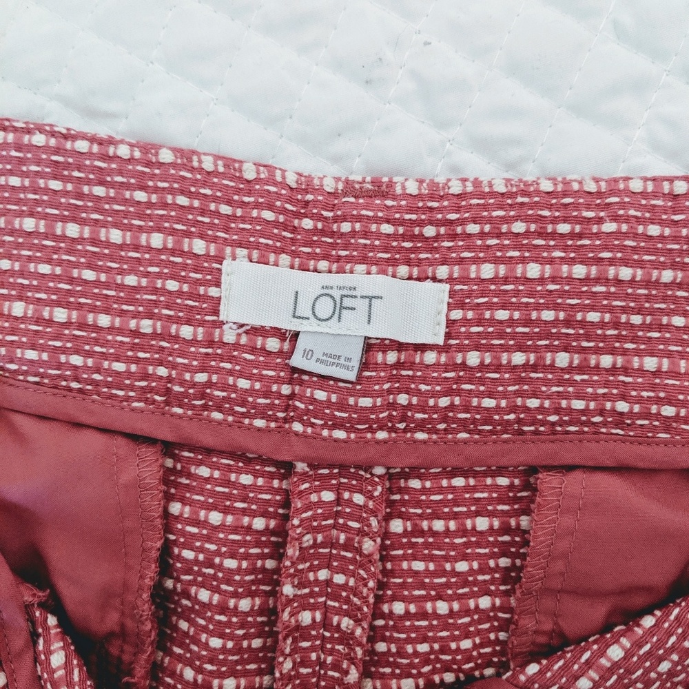 Shorts - Picture 2 of 3